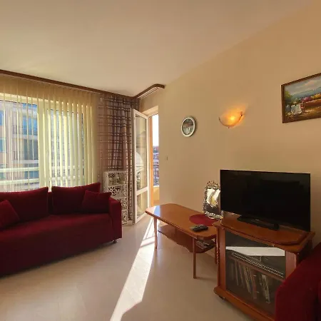 Blue Marine C16 Sunny Apartment Slantschew brjag